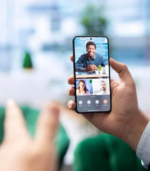 general-manager-addressing-corporate-social-responsibility-internet-call_482257-123269